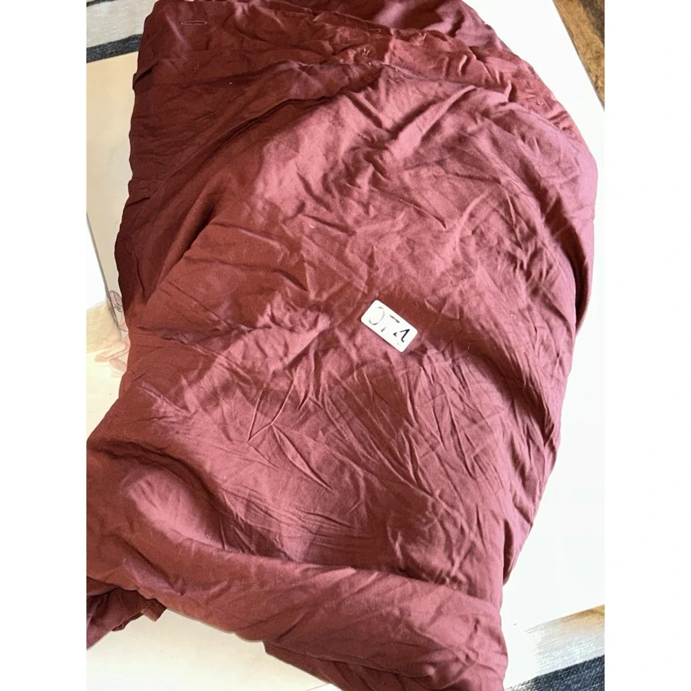 QUINCE BAMBOO DUVET MAROON QUEEN